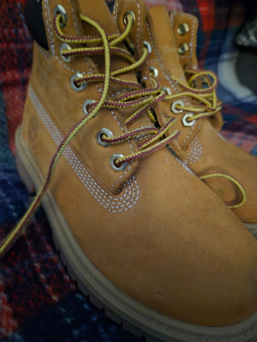 Classic Wheat Timberland Boots Size 13k Like New!!!